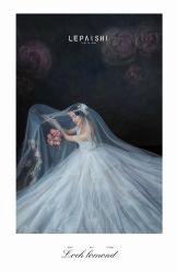 -乐派诗婚纱摄影