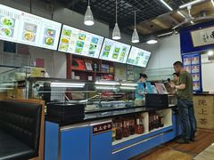 -陇上全荟兰州传统牛肉面(延吉路店)