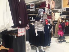 -优衣库(上海金桥国际商业广场店)