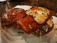 香炸鱼排汉堡-Lets burger非常汉堡·环球风味(蓝色港湾店)