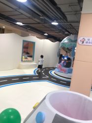 -Qmiss家庭娱乐中心(恒隆广场店)