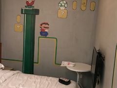 -卡罗酒店(东门晒布地铁站店)