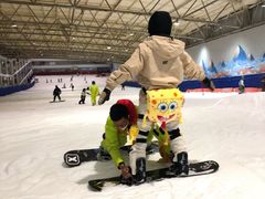 -乔波室内滑雪场