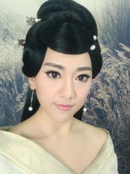 -盘子女人坊生日照·摄影馆(华强店)