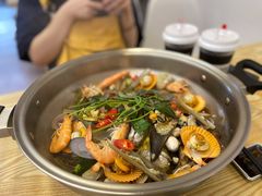 皇后无水火锅-派派茶客(金杏花园店)