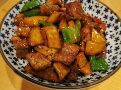 甜薯黑椒安格斯牛粒-裕.鹅庄