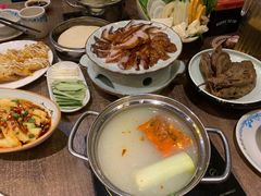-龙聚德北京烤鸭(沙坪坝华宇A馆店)