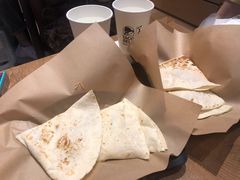 牛肉爱芝士烤饼-Taco Bell 塔可钟(民田路店)