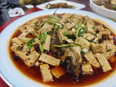 鲢鱼烧豆腐-中餐·廊桥豆腐宴(清江路分店)