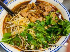 襄阳牛肉粉-李记热干面· 襄阳牛肉面