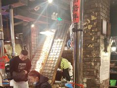 -破瓦寒窑·地摊烤羊排