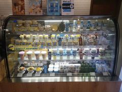 零售区-Blueglass酸奶(财富购物中心店)
