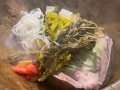 -云荷里·蒸汽石锅鱼·云南菜(中发百旺店)