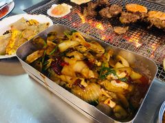 -马路牙子烧烤音乐酒馆(望京店)