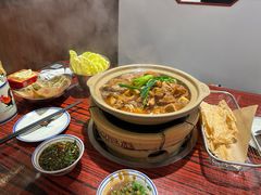 -沙胆彪炭炉牛杂煲(上海日月光广场店)