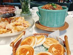 -怡得饭庄·30年老店·宋大妈昆明菜