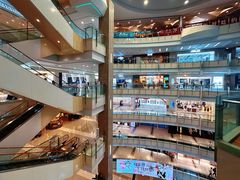 -上海来福士广场