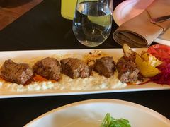 -Efes Turkish & Mediterranean Cuisine 艾菲斯餐厅(陆家嘴店)
