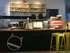 -怪兽咖啡 Monster Cafe