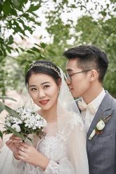 -雪中彩影婚纱摄影·微光艺术中心