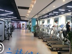 -亲亲家园三期游泳池