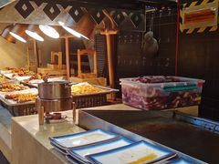 自助取餐区-亚马逊环球美食百汇(新城吾悦广场店)