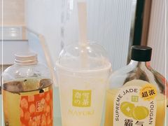 -奈雪的茶(百盛店)