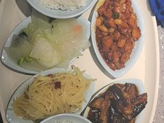 -荣华基·现炒快餐(肇嘉浜路店)
