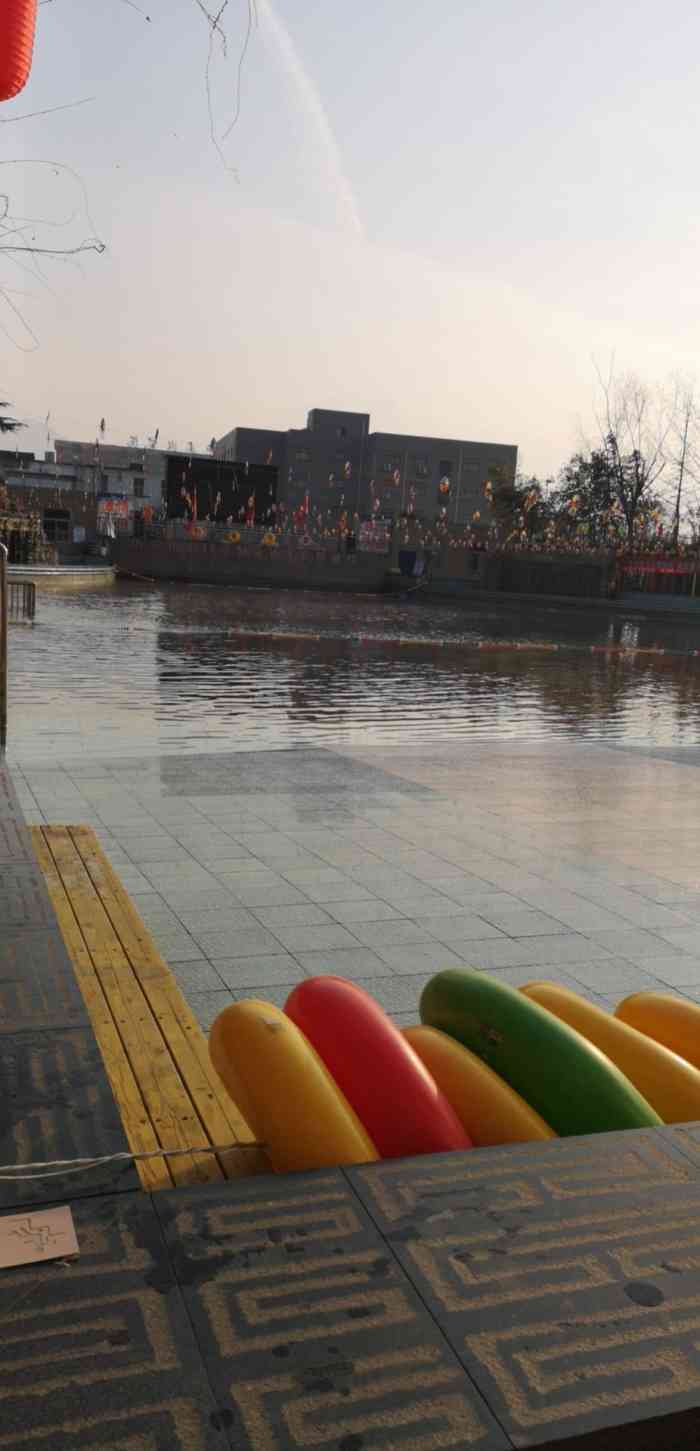 西安东大秦龙温泉酒店-"第二次来了,第一次是冬天,买的套票,可以.