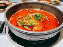 -贵府酸汤牛肉火锅·贵州老字号(飞山街店)