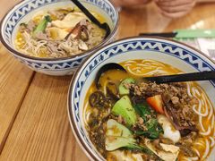 -蒙自源米线大王(信利城市广场店)