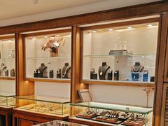 -品真阁华夏典当行(四通桥店)