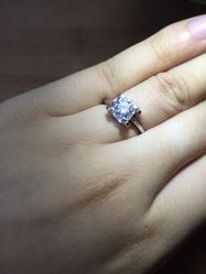 -威德钻石-克拉钻大本营(南京东路店)