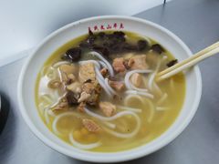 -文山荷鲜居(翠湖店)