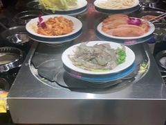 -钱小主·自助回旋烤肉火锅餐厅(东方新天地店)