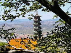 -鸡鸣山旅游风景区