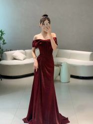 -Lady  Jane高端婚纱礼服馆