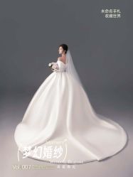 -喜爱高定婚纱摄影