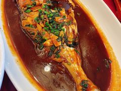 -侬佳蒸菜馆(听潮店)