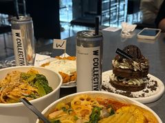 -W COLLECTIVE  DESSERT SHOP
