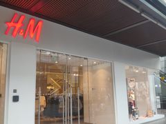 -H&M(天一广场店)