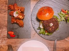 -HIGH FIVE哈福手工汉堡(桂林路店)