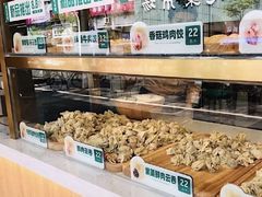 面包甜点陈列柜-袁记云饺(鼓楼店)