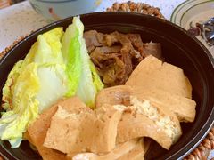 香烤牛肉煲仔饭-堂屋糖水店(愚园店)