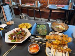 -许哥东北烧烤·铁丳烤串·宫后夹肉(繁花中心店)