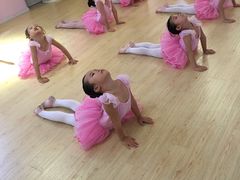 -雅米拉艺术中心(少儿舞蹈培训)