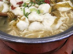 -周鱼小馆石锅酸菜鱼(活力汇店)