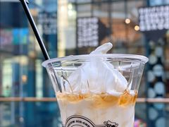 疯狂的蜂蜜冰淇淋-OUR Bakery(三里屯太古里店)
