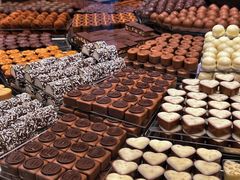 -Laderach 莱德拉(上海环贸iapm店)