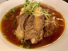 -天下三绝 牛肉面/红酒